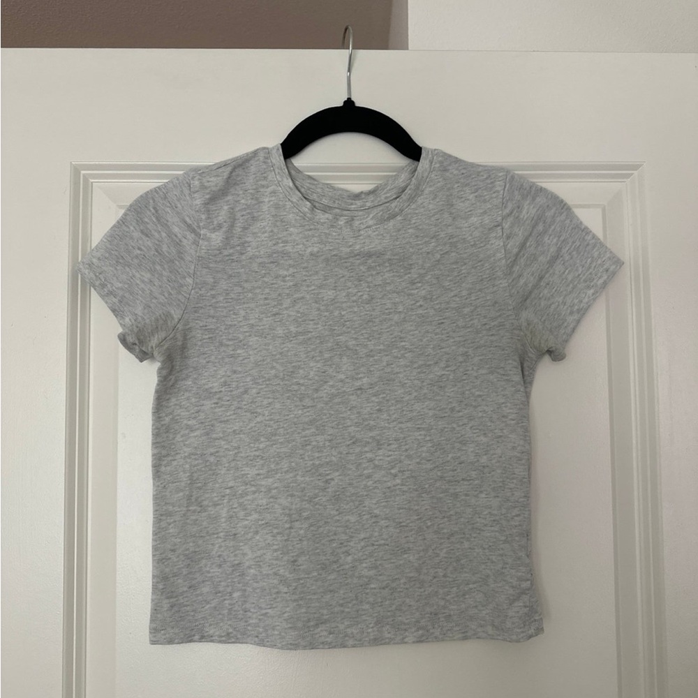 Basic T-Shirt Bundle of 6 (XS Baby Tees) - Picture 5 of 9